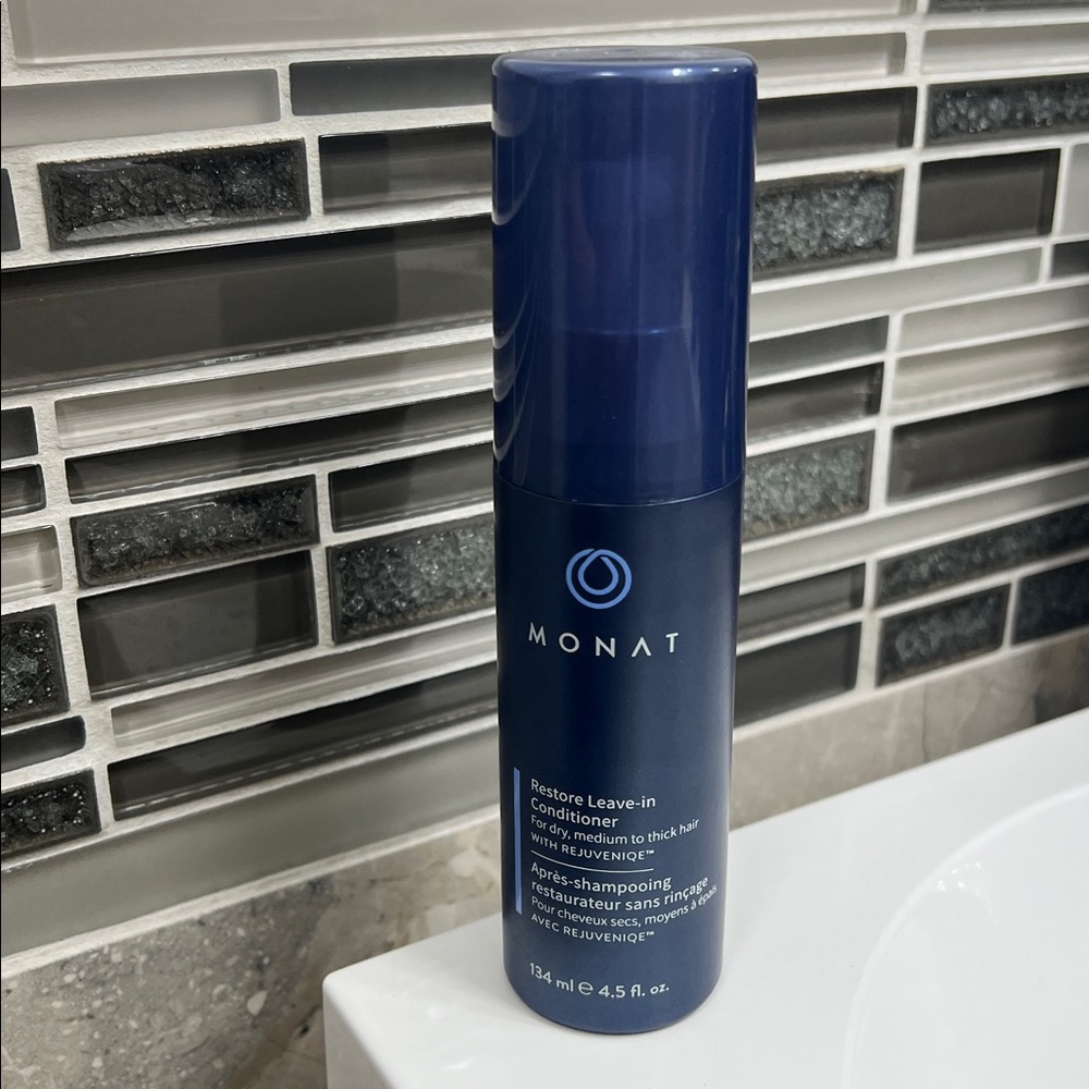 MONAT Restore Leave-in Conditioner - Navy Blue